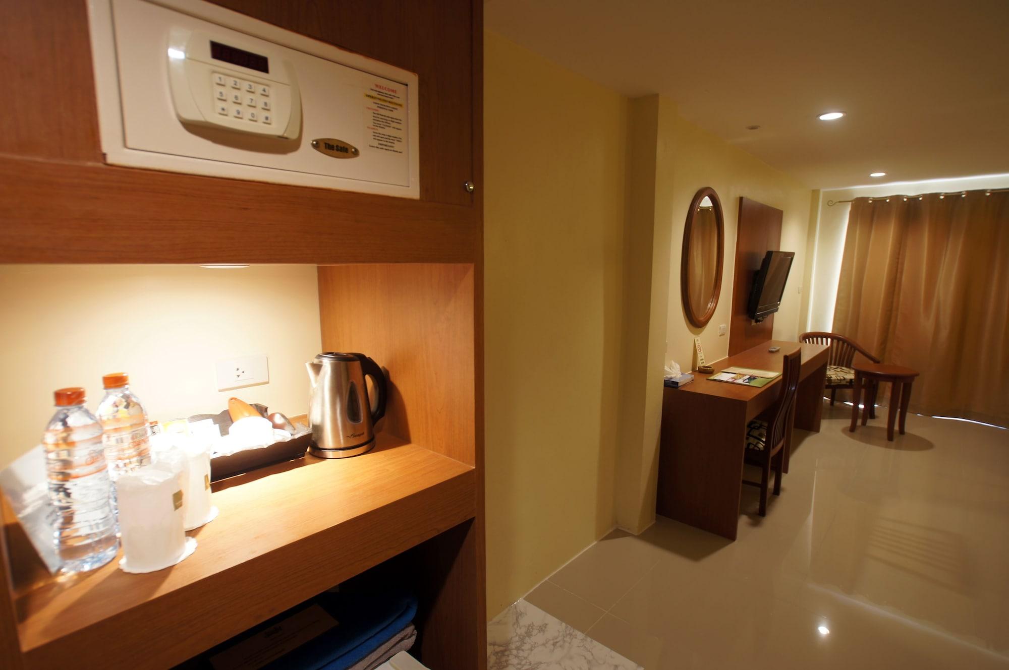 Khaolak Sunset Resort - Adults Only - Sha Extra Plus Кхаулак Экстерьер фото